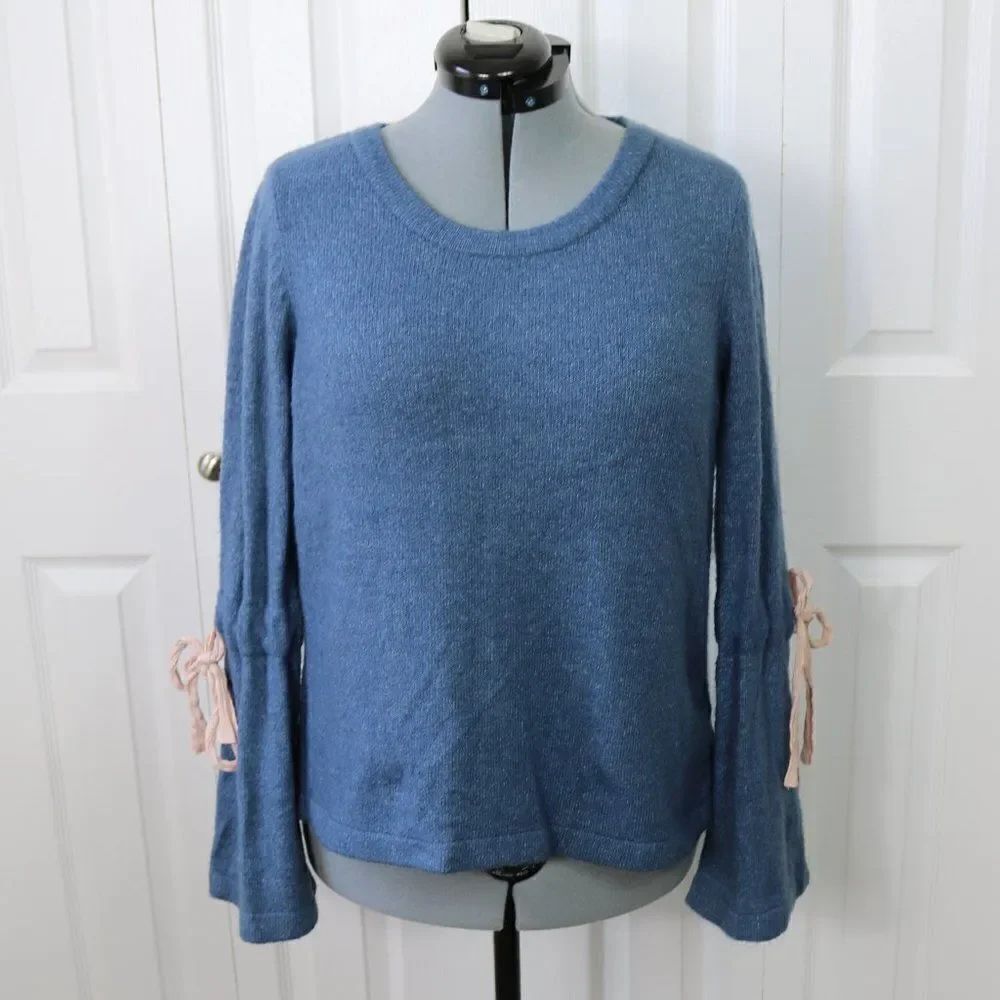 Octavia Sweater Bell Sleeves Size Extra Large - Picture 3 of 14